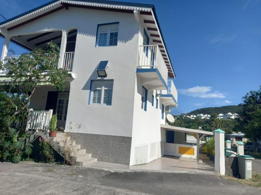 Appartement Neuf T3 Proche De La Plage Pigeon Exterior photo